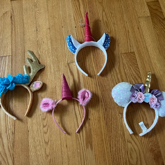 - 4 new unicorn Minnie headbands